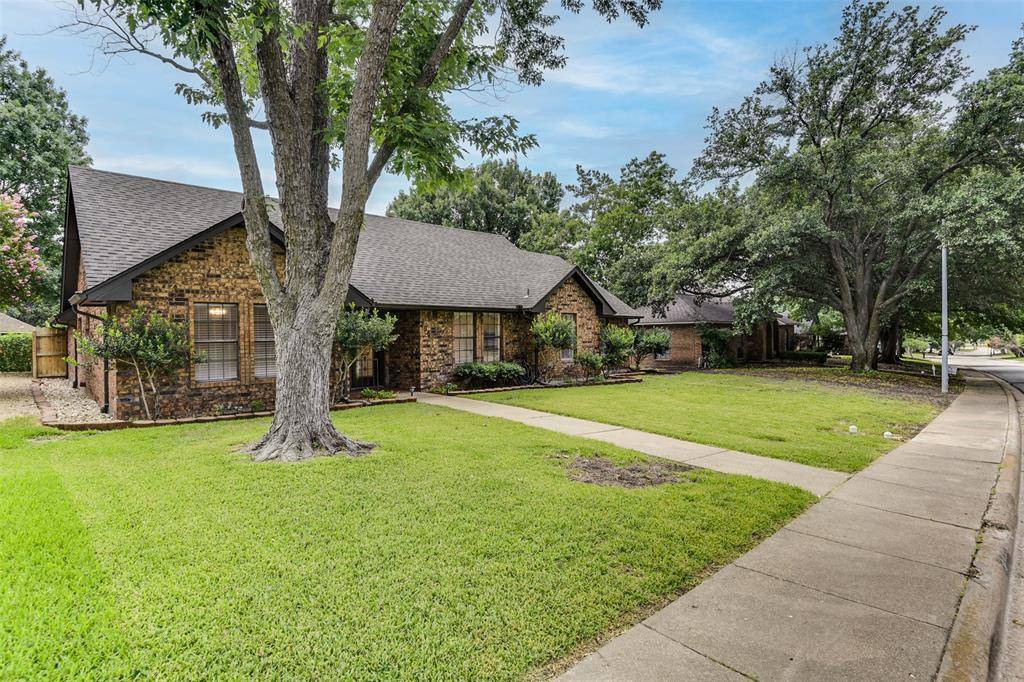 Waxahachie, TX 75165,206 Indian Trace Lane