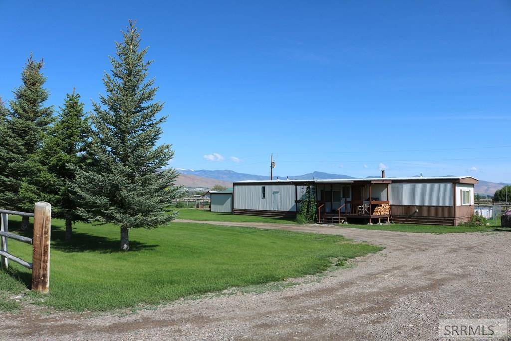 Challis, ID 83226,146 Bluebird Lane