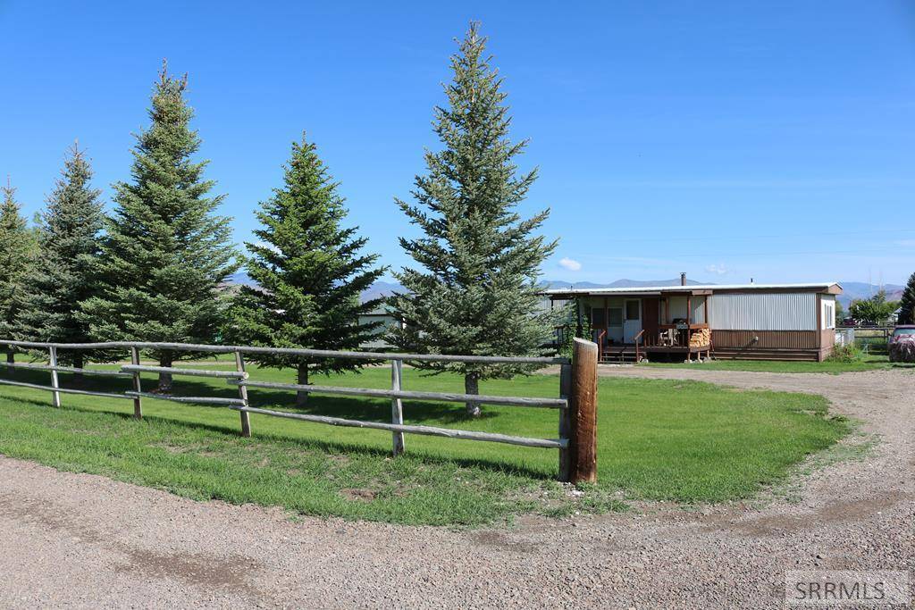 Challis, ID 83226,146 Bluebird Lane