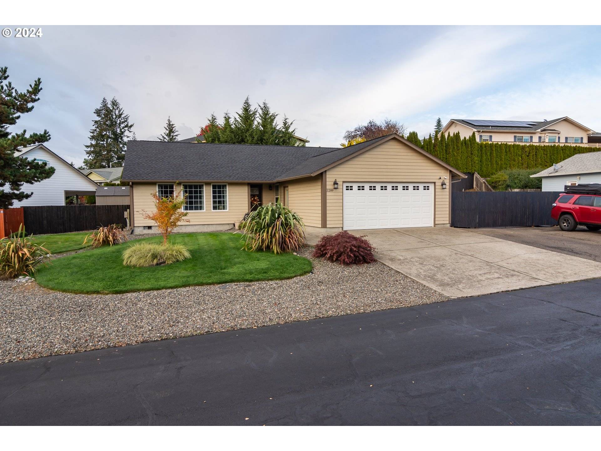 Sutherlin, OR 97479,2289 EAGLE LOOP