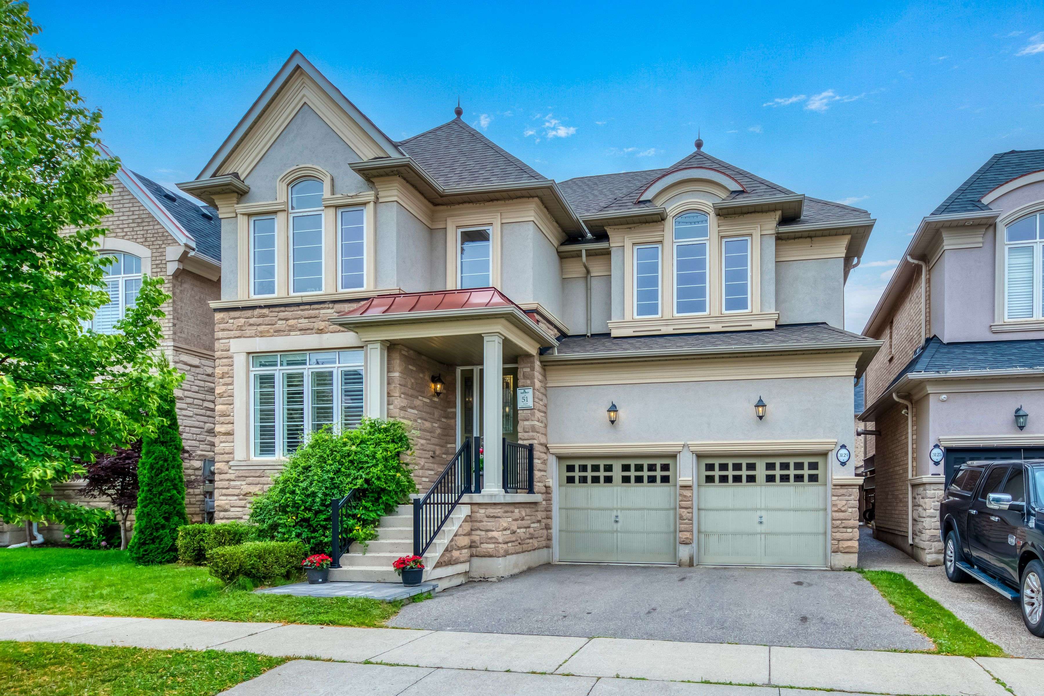 Oakville, ON L6M 0S8,3129 Larry CRES