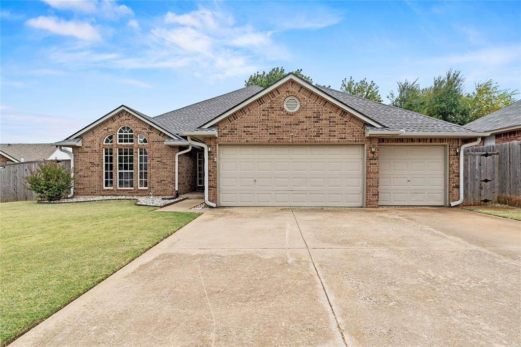 Yukon, OK 73099,12228 SW 7th Circle