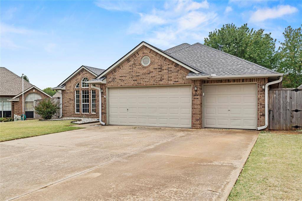 Yukon, OK 73099,12228 SW 7th Circle