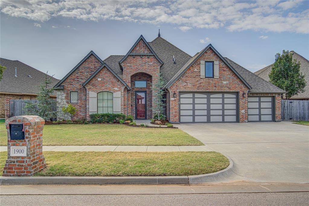 Moore, OK 73160,1900 Lago Drive