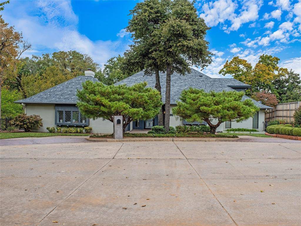 Edmond, OK 73025,1015 Irvine Terrace