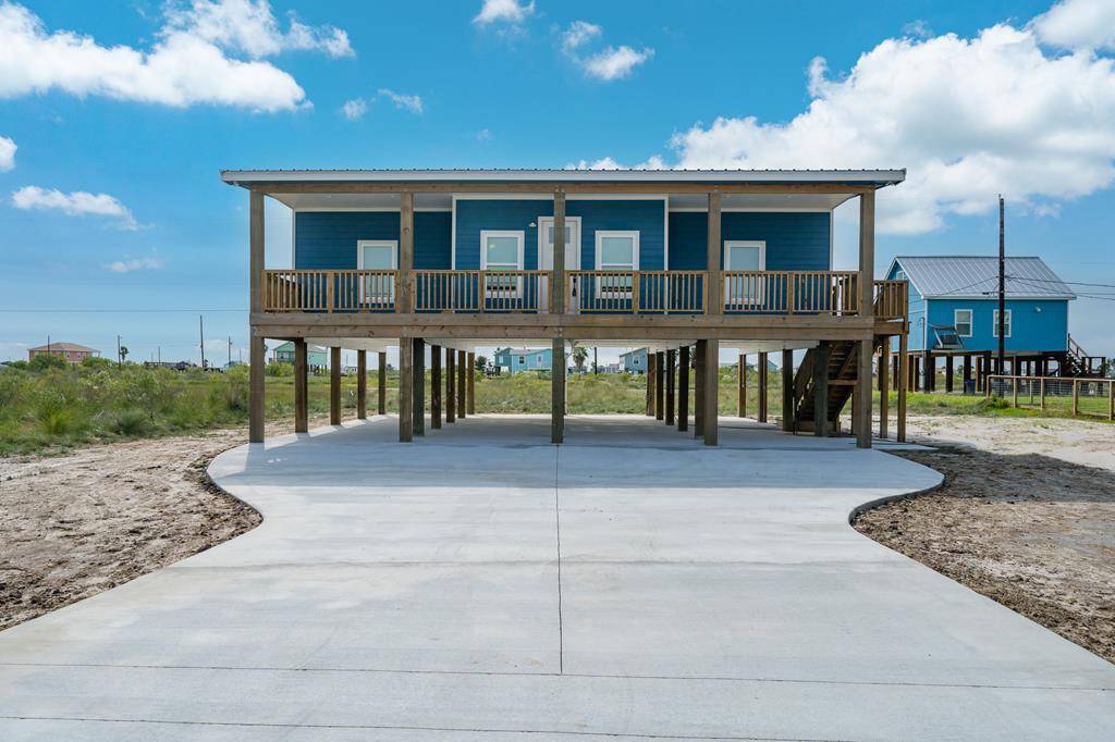 Rockport, TX 78382,372 W Misty Oak