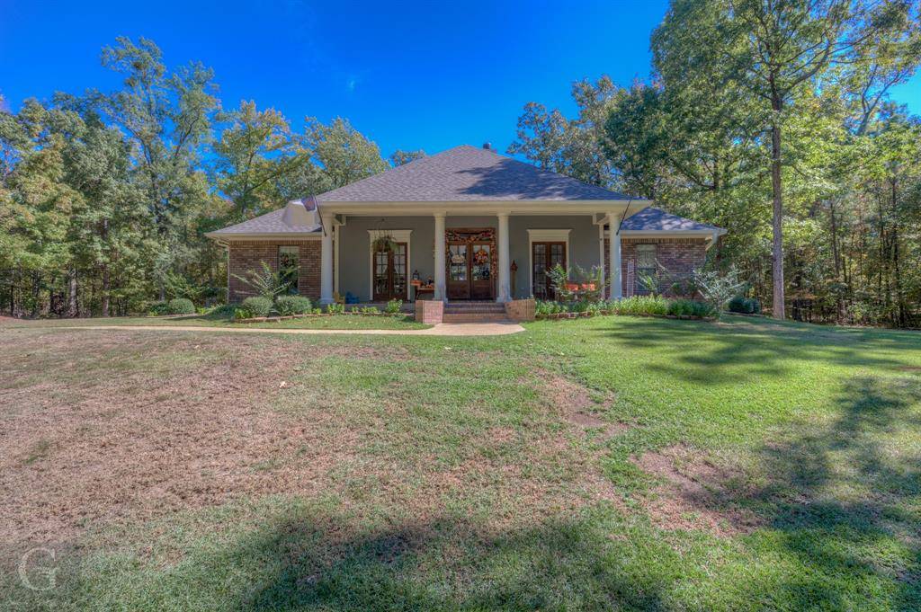 Benton, LA 71006,120 Oak Leaf Trail