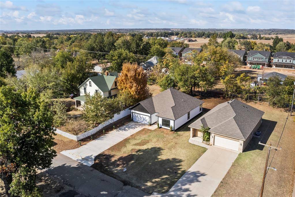 Guthrie, OK 73044,1806 W Mansur Avenue