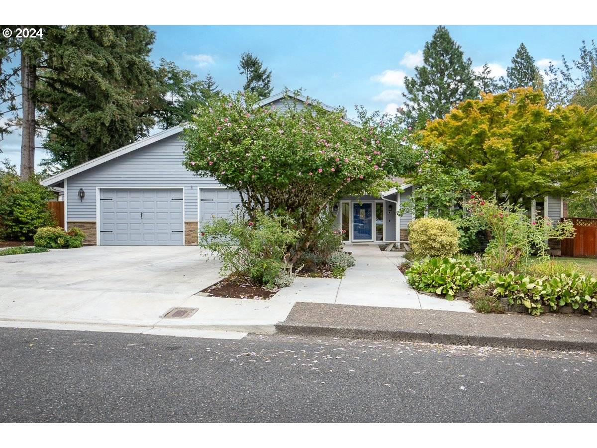 Lake Oswego, OR 97035,2618 SW ORCHARD HILL PL