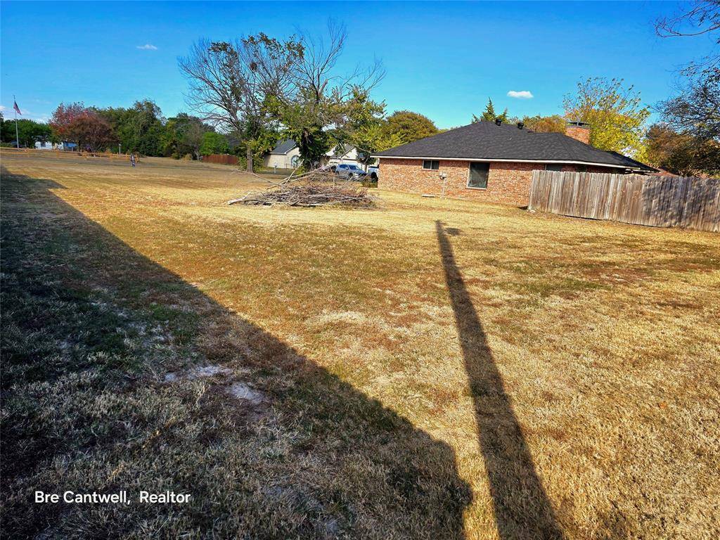 Gun Barrel City, TX 75156,107 Meadow Heath Street