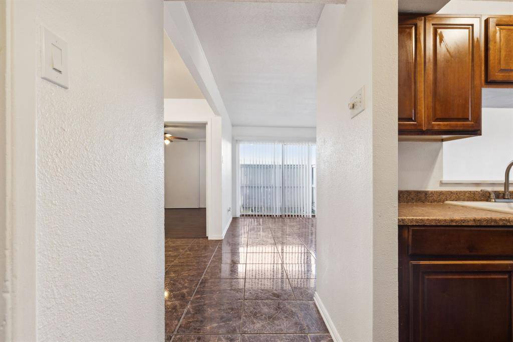 Dallas, TX 75219,4323 Brown Street #140