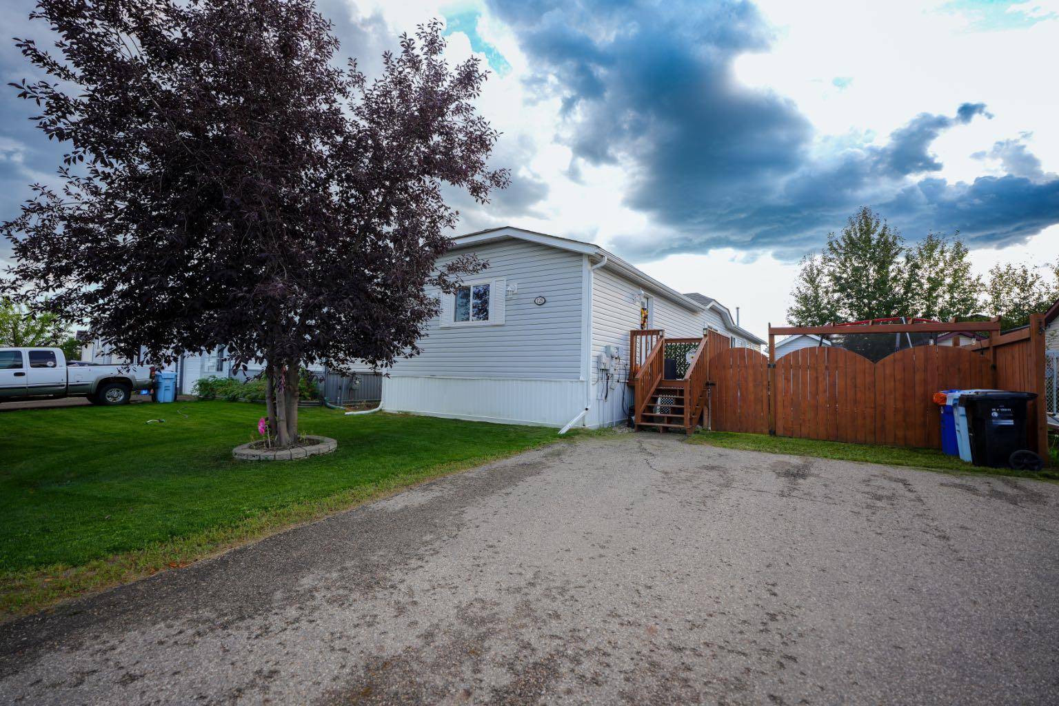 Fort Mcmurray, AB T9K2M6,128 Mckinlay CRES