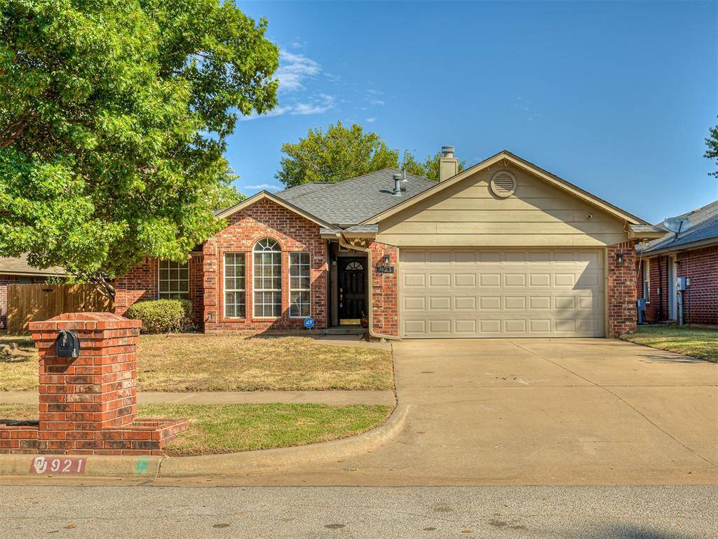 Norman, OK 73072,921 Golden Eagle Drive