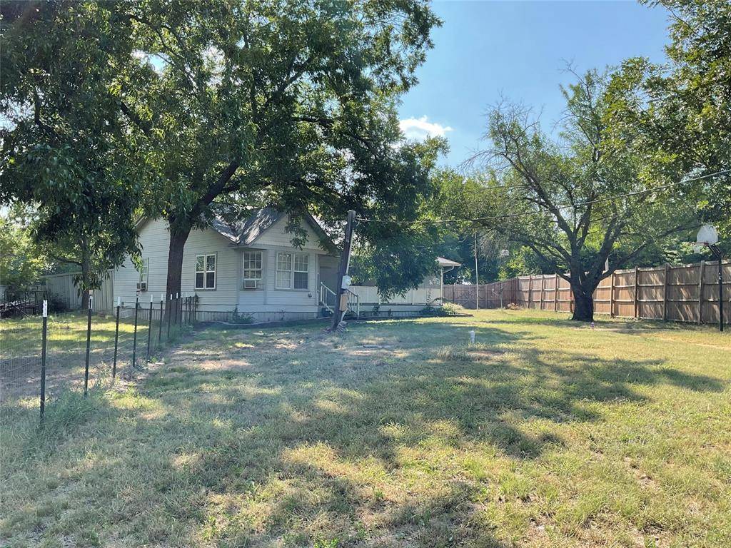 Anna, TX 75409,405 Houston Street