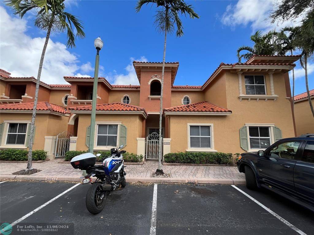 Dania Beach, FL 33312,4960 LEEWARD LN  #4960