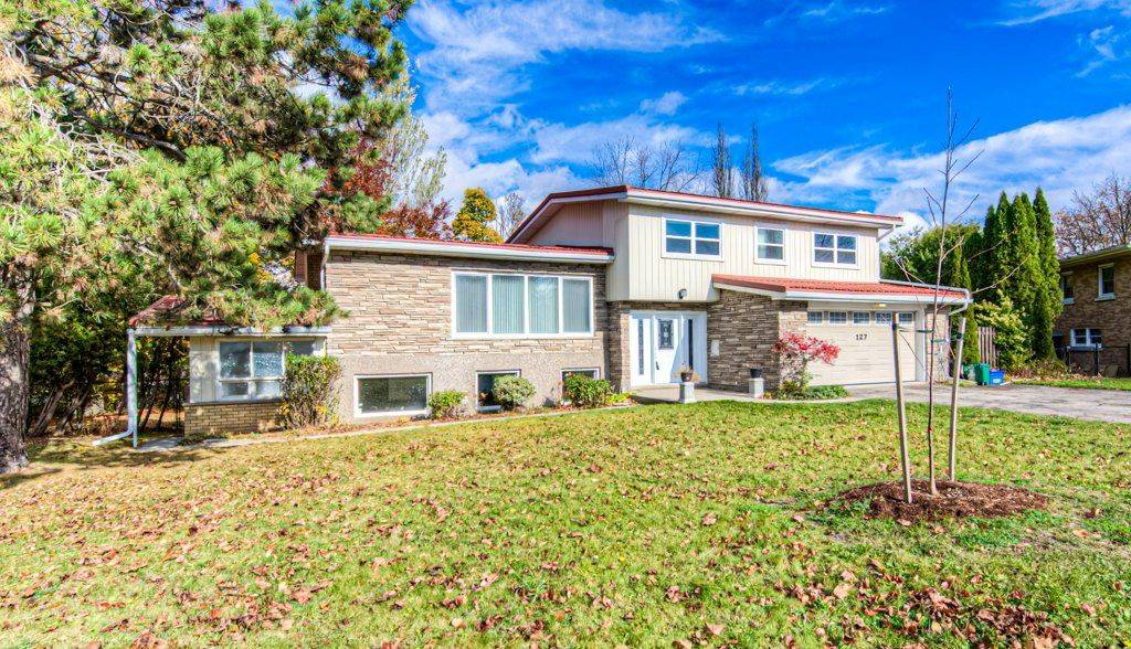 Waterloo, ON N2J 2S5,127 Elgin CRES