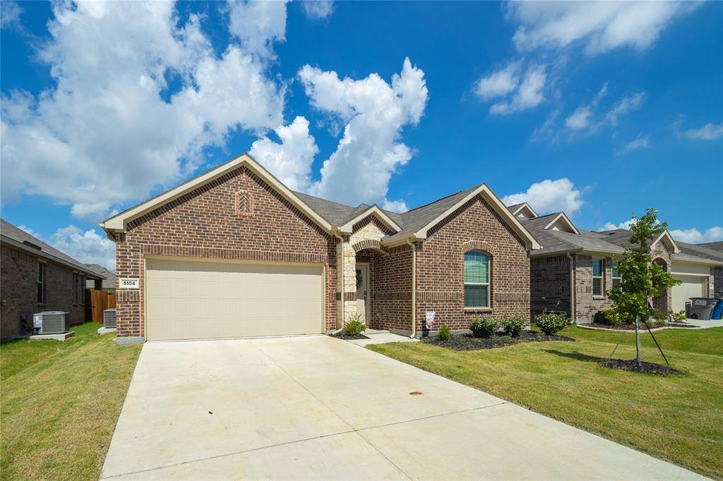 Princeton, TX 75407,5104 Greywing Drive