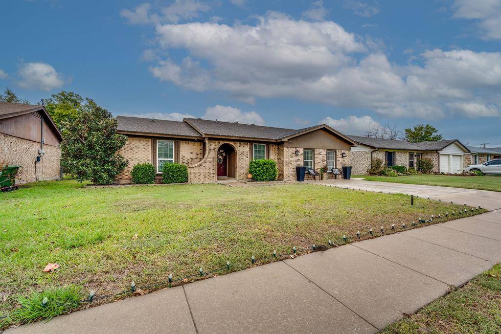 Watauga, TX 76148,6913 Mccoy Drive