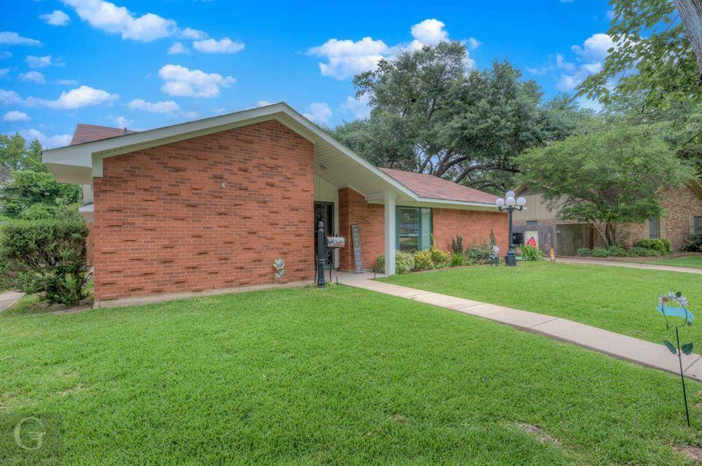 Shreveport, LA 71105,542 Meadowbrook Lane