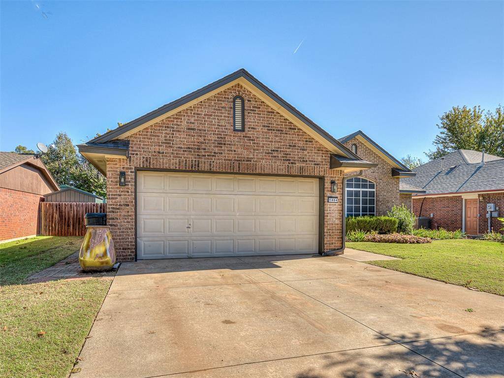 Oklahoma City, OK 73128,1404 Softwind Avenue