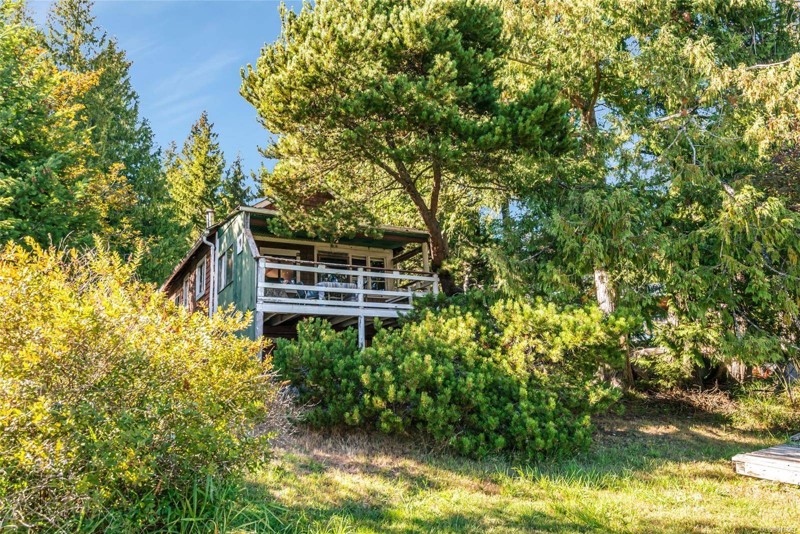 Qualicum Beach, BC V9K 2L7,3092 Bay Rd