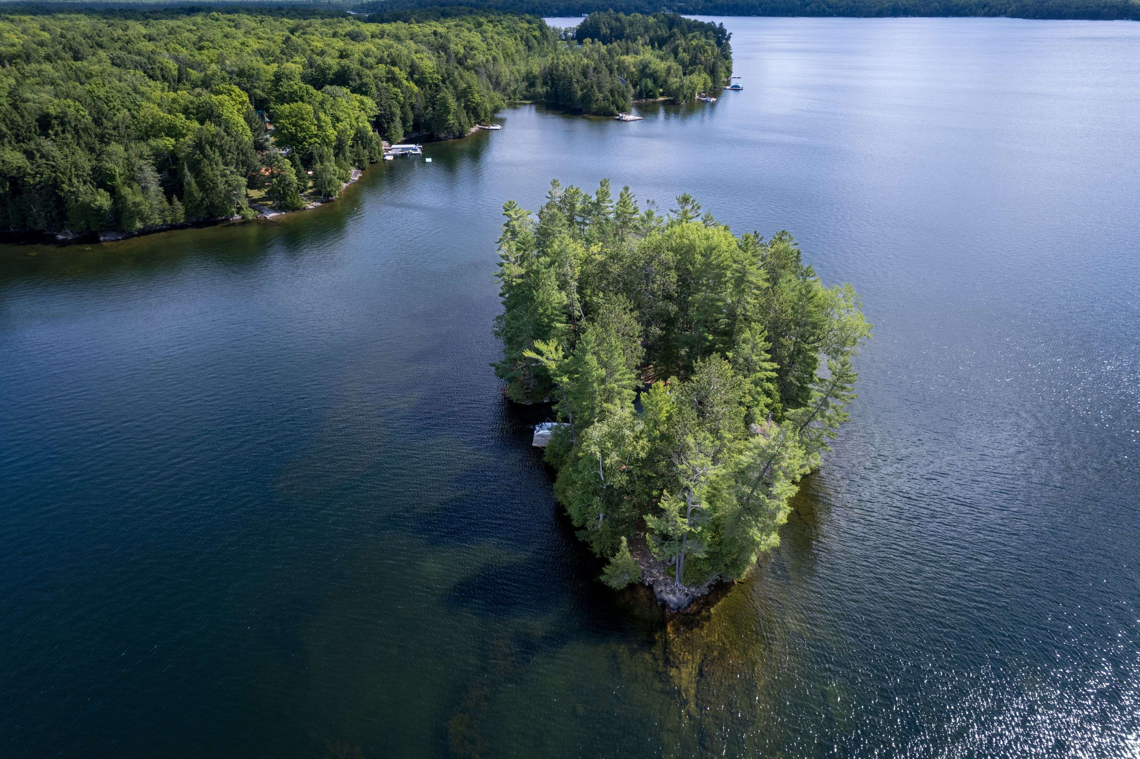 North Kawartha, ON K0L 1A0,25 Garden Island N/A