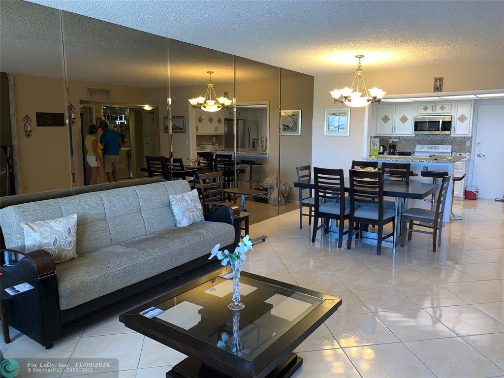 Fort Lauderdale, FL 33308,3750 Galt Ocean Dr  #1108