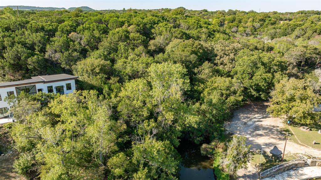 Granbury, TX 76048,518 Crestwood Drive