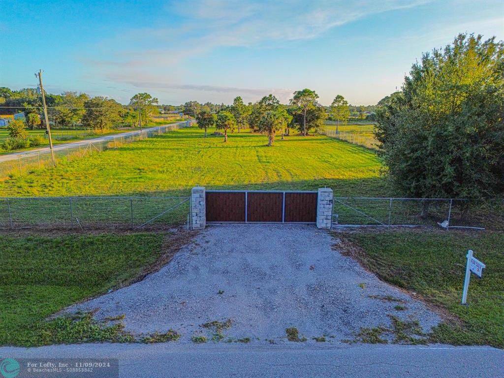 Clewiston, FL 33440,418 Bald Cypress Ave