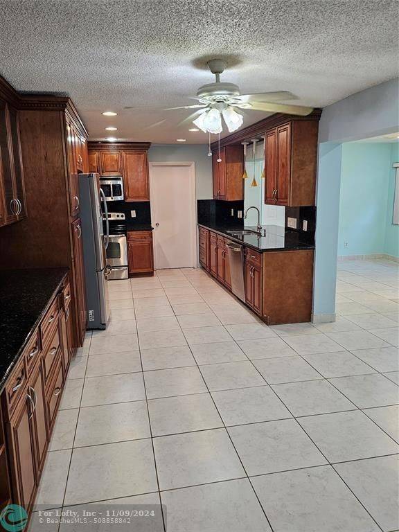 Pembroke Pines, FL 33024,9431 NW 24th Pl