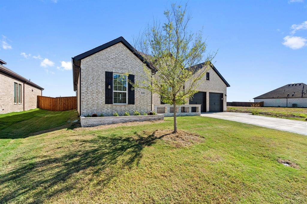 Lavon, TX 75166,840 Spruce Street