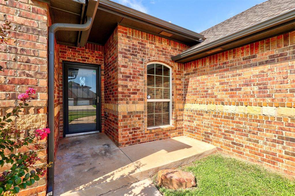 Edmond, OK 73012,3225 NW 192nd Terrace