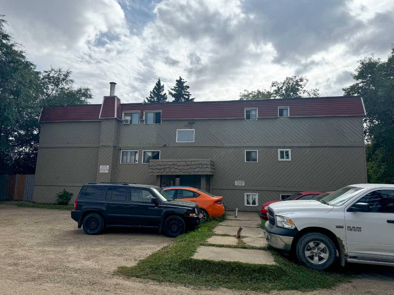 Red Deer, AB T4N6A4,5963 60 a ST #1-9