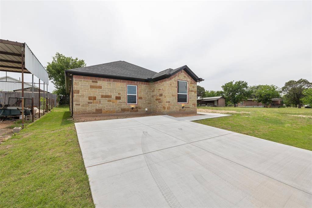 Granbury, TX 76048,709 Indian Drive