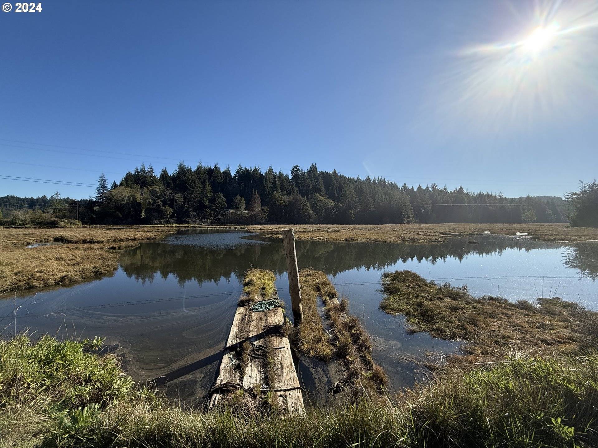 Coos Bay, OR 97420,Wrecking RD