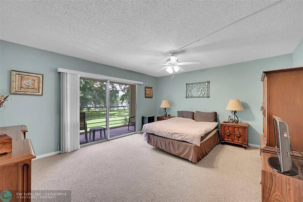 Coconut Creek, FL 33066,2404 Antigua Cir  #H2