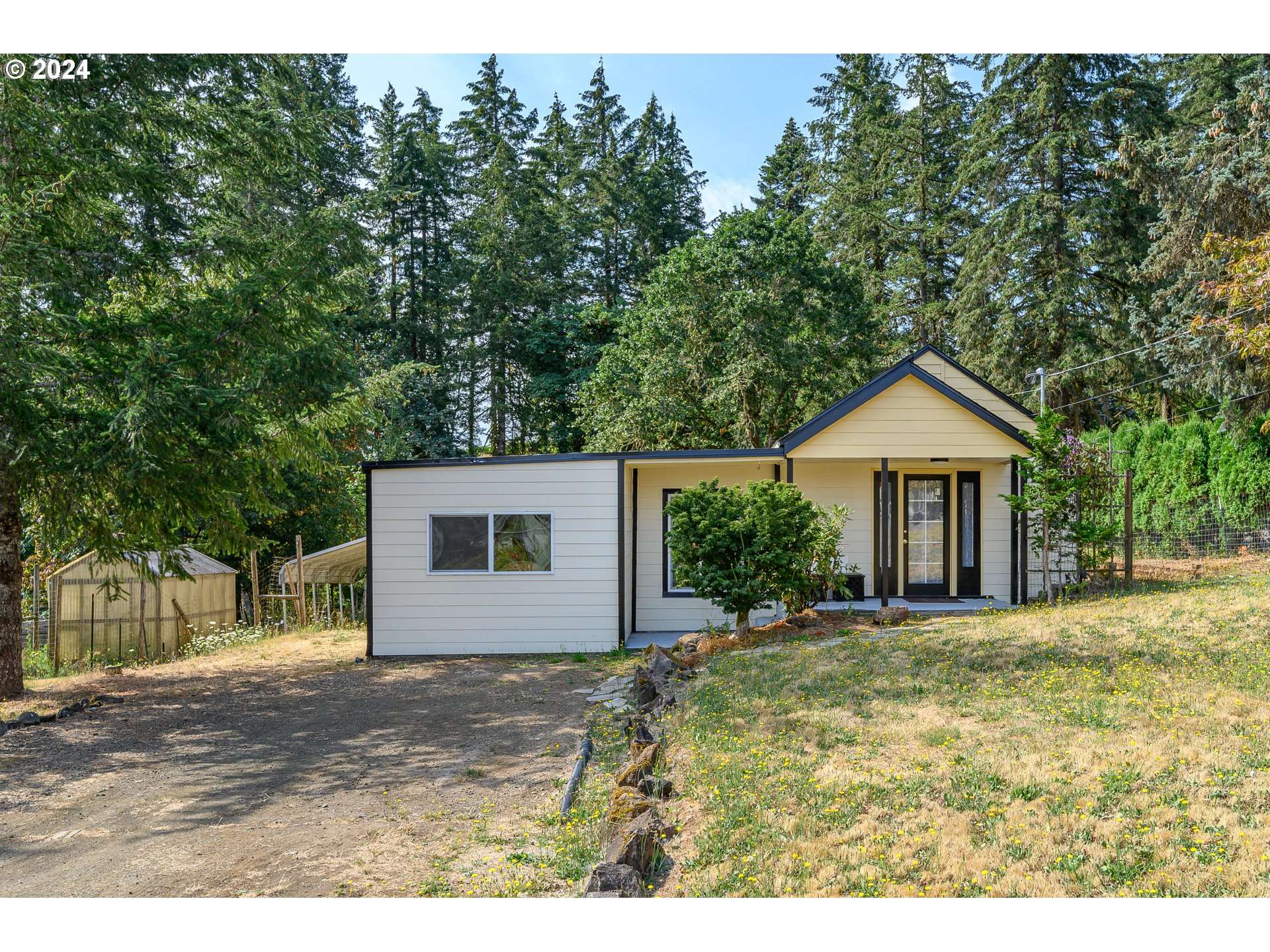 Willamina, OR 97396,575 SW HILL DR