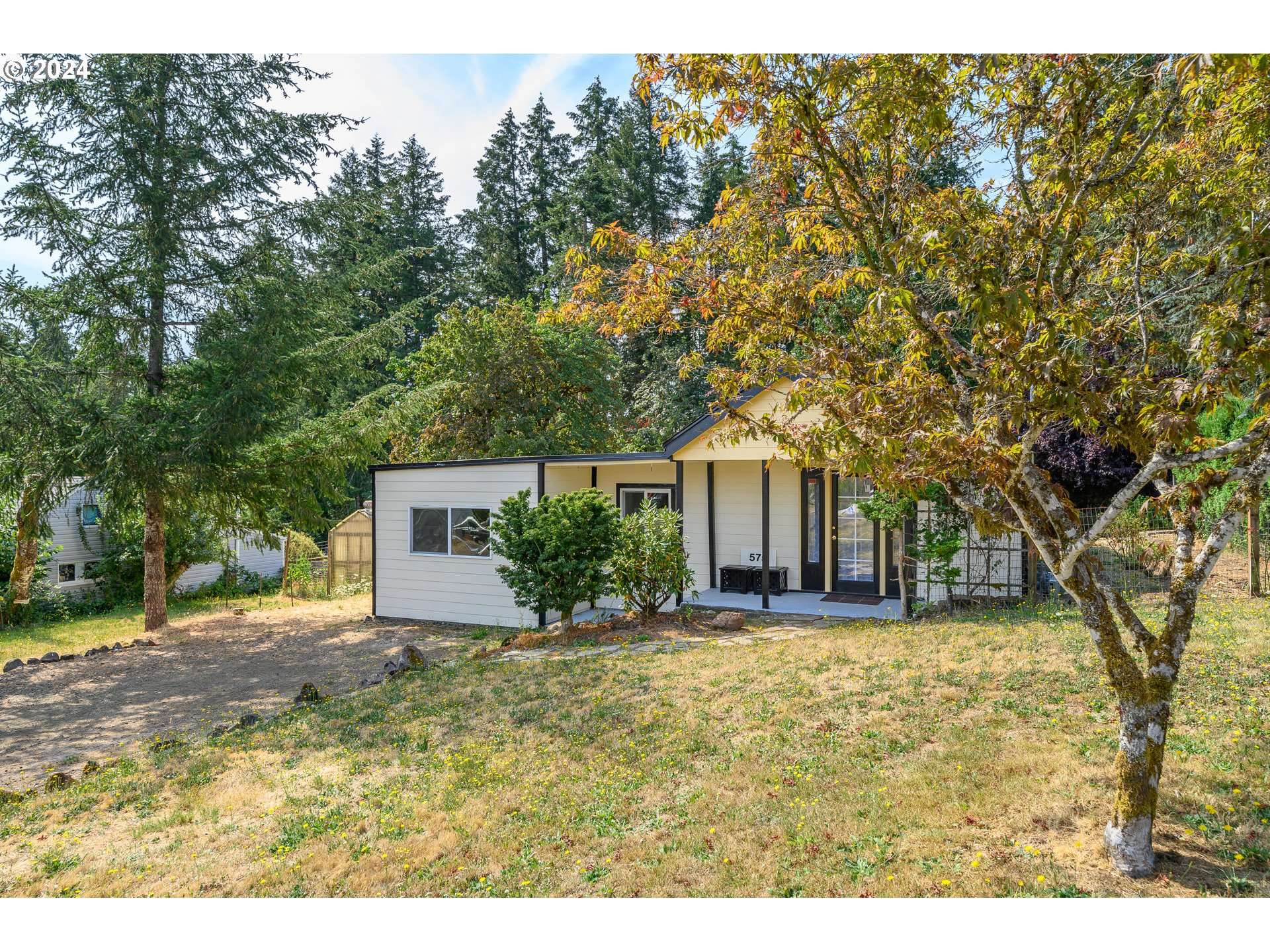 Willamina, OR 97396,575 SW HILL DR