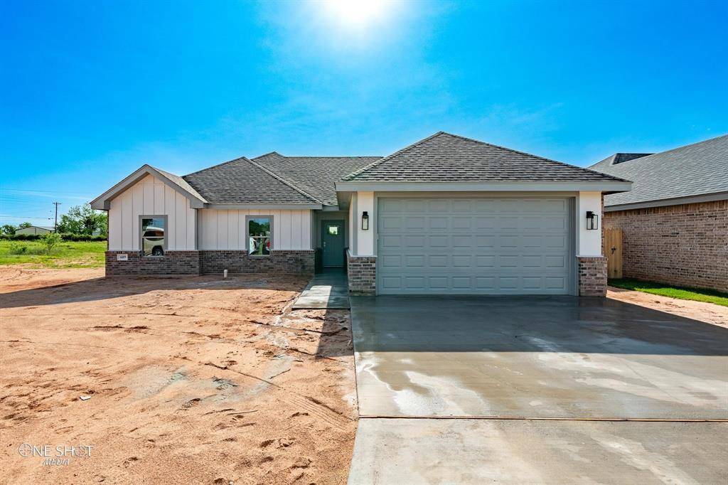 Clyde, TX 79510,609 Clear Creek Court