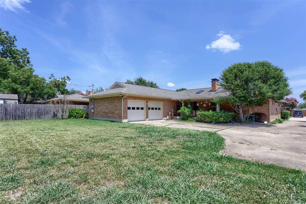 Garland, TX 75041,2021 Ridgecrest Drive