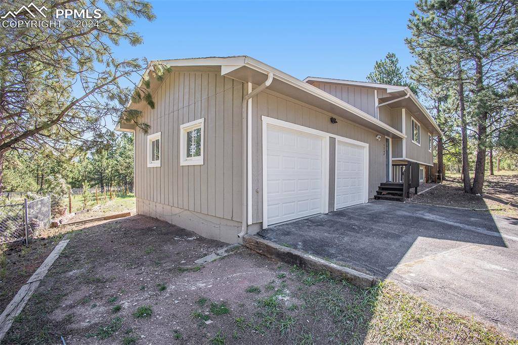 Woodland Park, CO 80863,1260 Michael LN