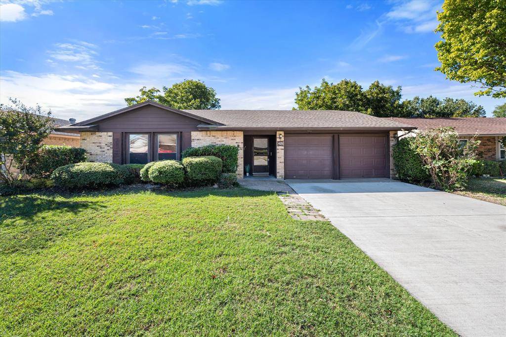 Grand Prairie, TX 75052,425 W Springdale Lane