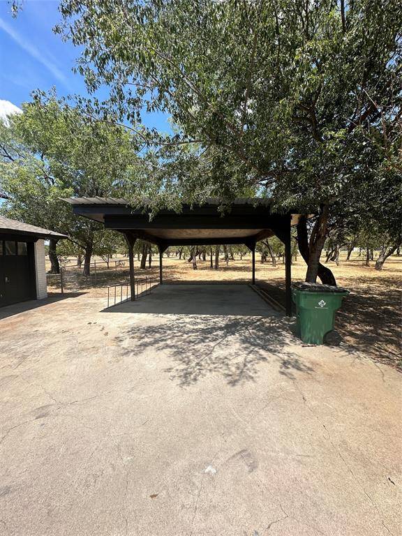 Runaway Bay, TX 76426,100 Bluebird Lane