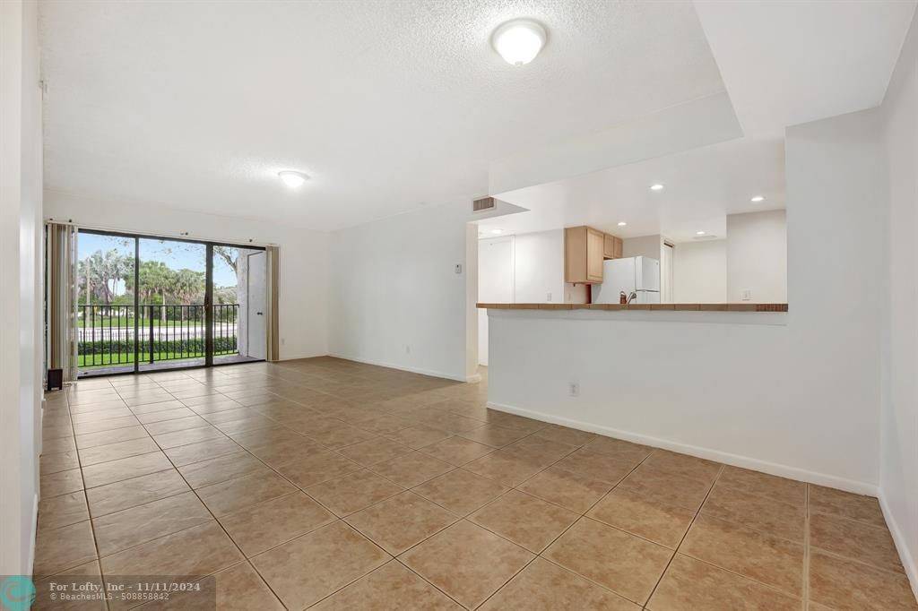 Coral Springs, FL 33071,9066 W Atlantic Blvd  #428