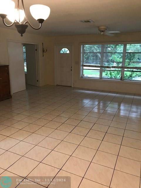 Pompano Beach, FL 33062,2551 NE 18th St