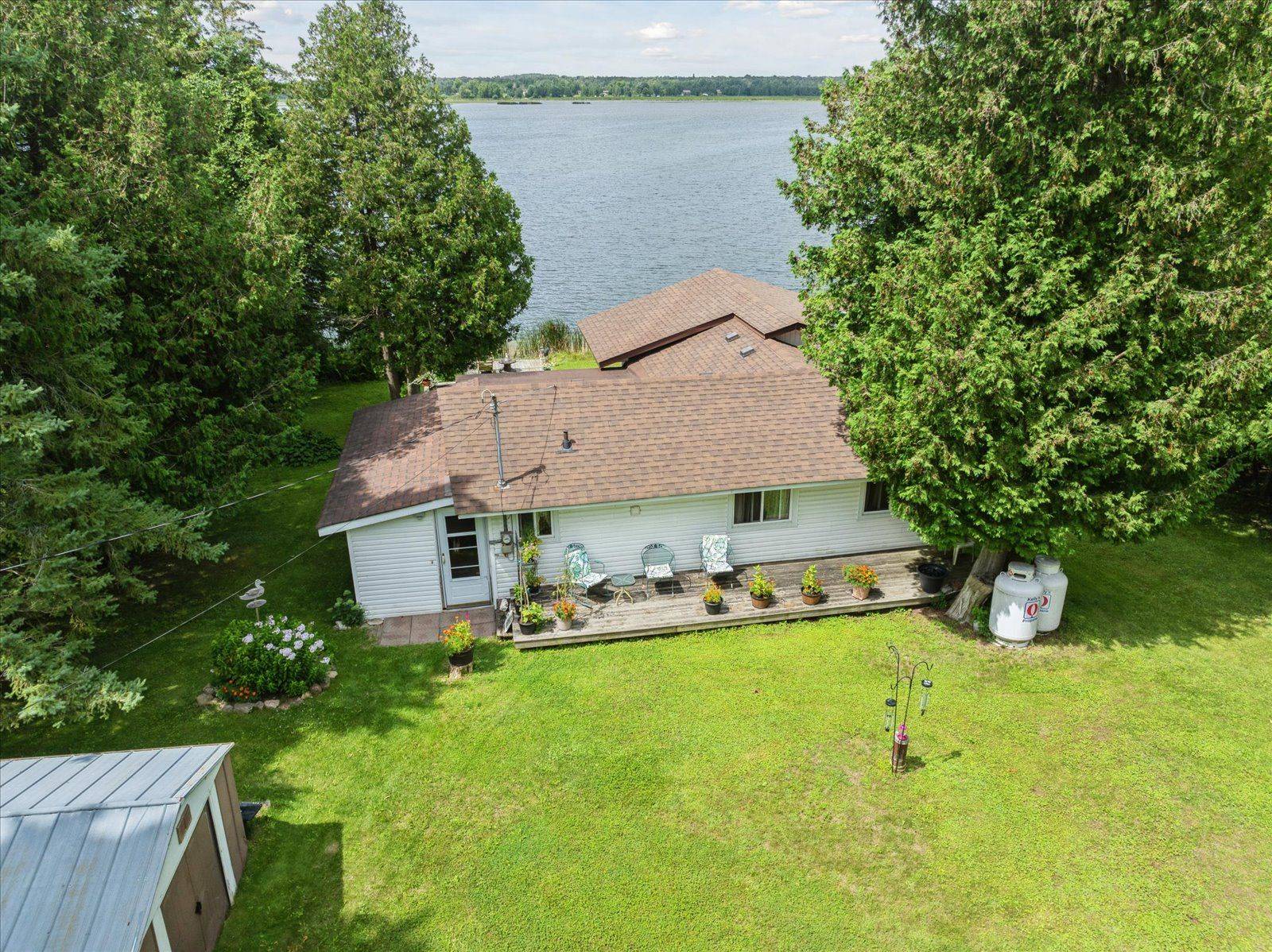 Kawartha Lakes, ON K0L 2W0,25 Cedarview DR