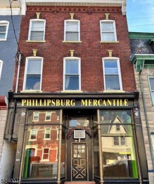 Phillipsburg Town, NJ 08865,396 S Main St