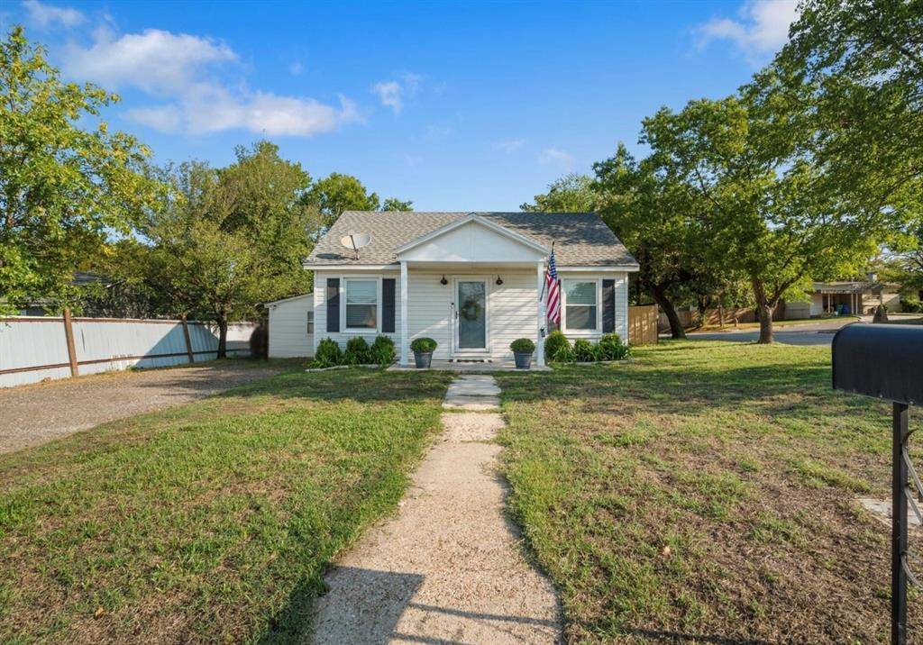 Bridgeport, TX 76426,1305 Court Circle