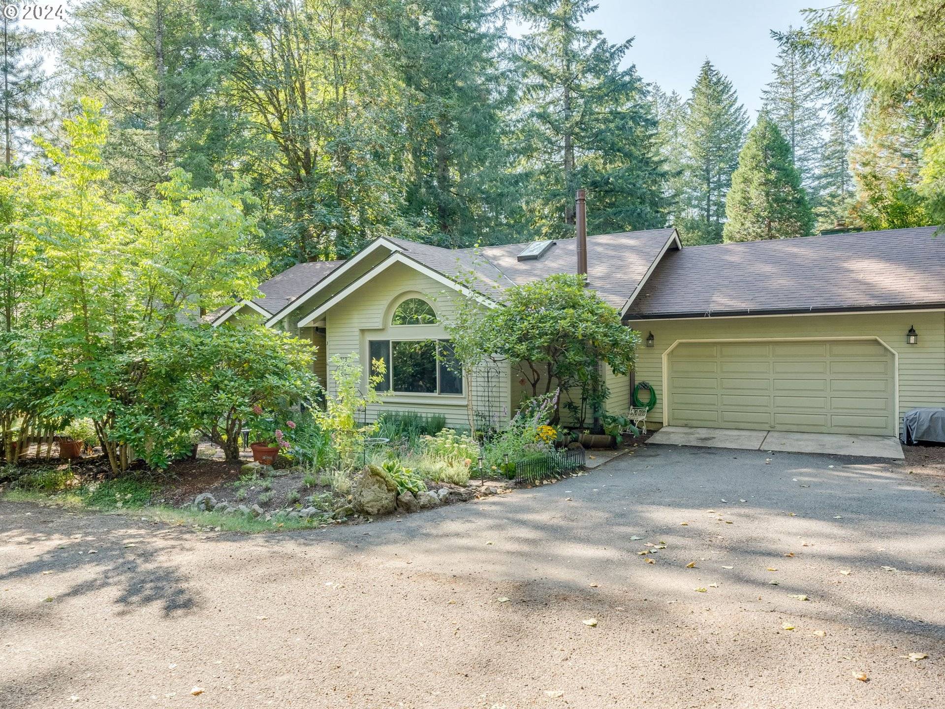 Rhododendron, OR 97049,21343 E MEADOW CREST DR