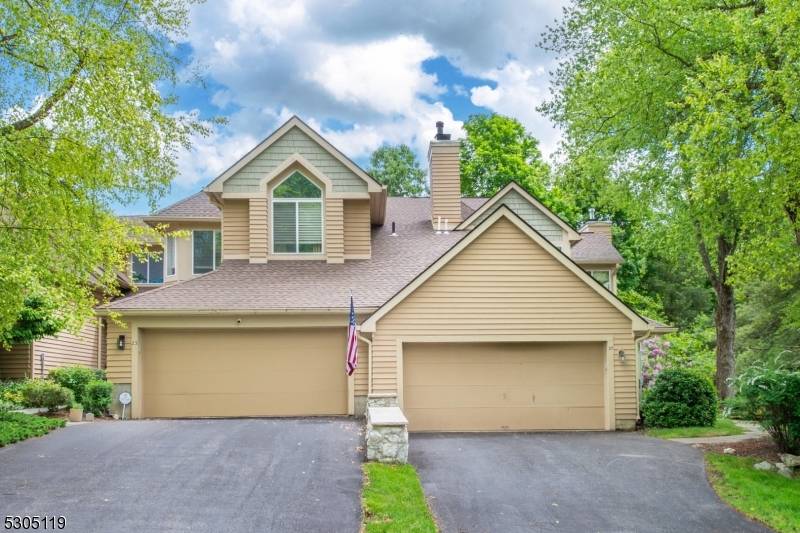 Hardyston Twp., NJ 07419,25 Sugar Maple Ln